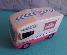 Pony Show Camper Van