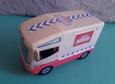 Pony Show Camper Van