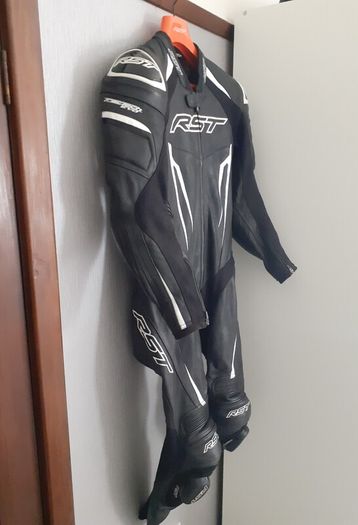 RST TracTech Evo 5 Leather Suit - Size S One Piece (not Alpinestars Furygan Dainese) motorbike motorcycle suit