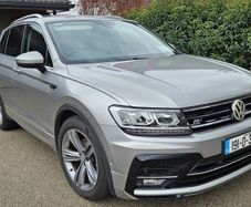 Volkswagen  R-line Tiguan 2019  + Pan Sunroof