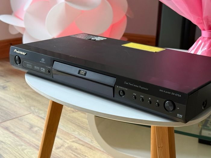 Pioneer DV-575A Audiophile SACD / DVD-Audio / CD Player - Mint & Tested