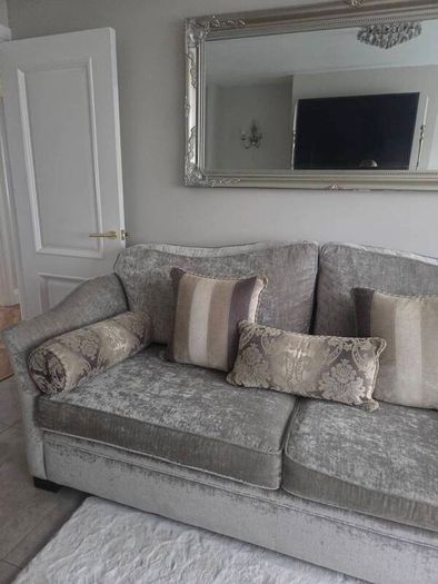 Fineline Suite 3 and 2 Seater