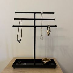 Jewellery stand/holder/organizer for necklaces, bracelets, rings, etc.