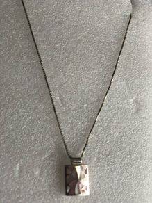 silver chain & mother of pearl pendant