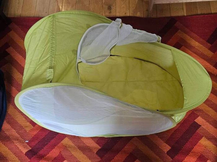 Samsonite Pop Up Bubble Cot