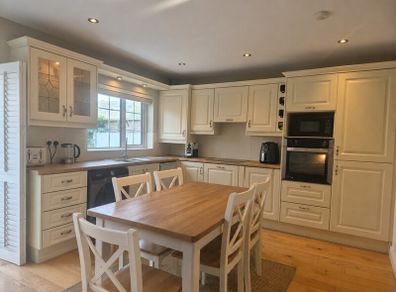 Kitchen (and some appliances)