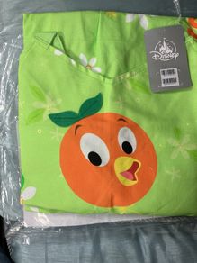 apron Disneyland exclusive
