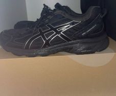 ASICS gel venture 6