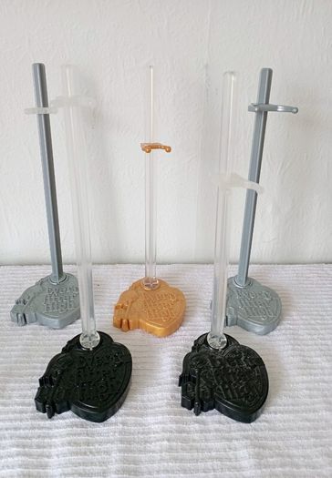 Doll stands lot a