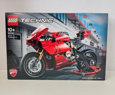 LEGO Ducati Panigale V4 R 42107 (New)