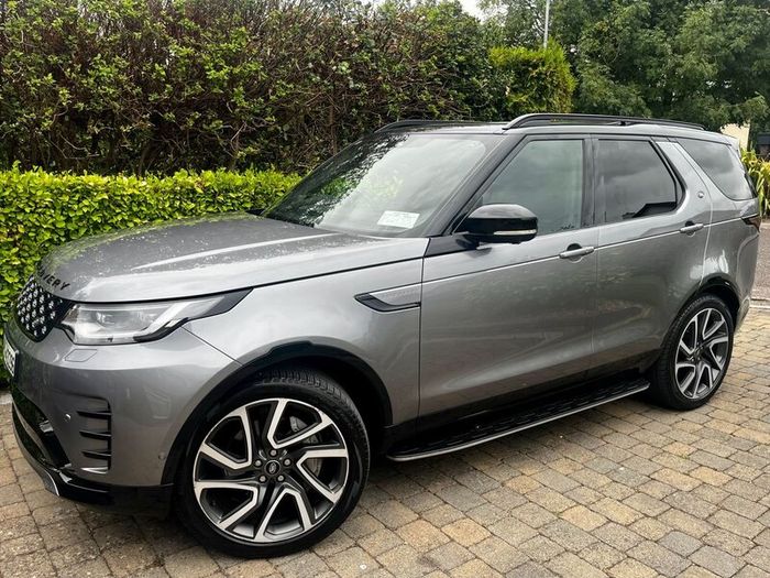 2024 Land Rover Discovery HSE Comm. - Top Spec