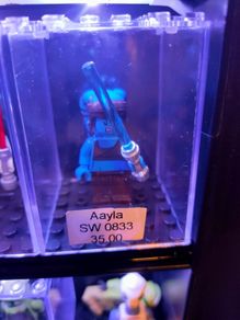 lego Aalya sw833 minifig
