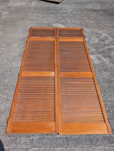 Vented wardrobe doors