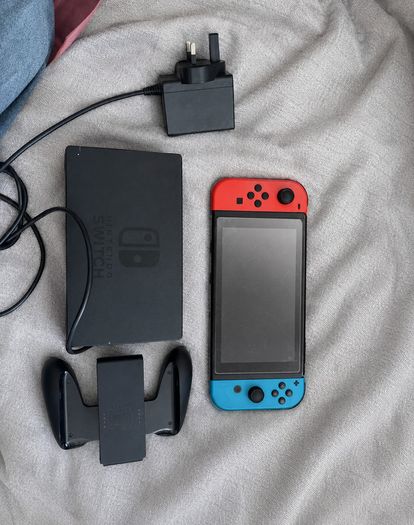Nintendo Switch Console - 32GB - Neon Red/Blue