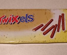 Vintage Twixels Sweet Tin (used).