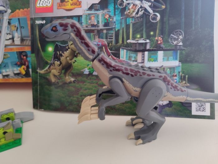 Lego 76949