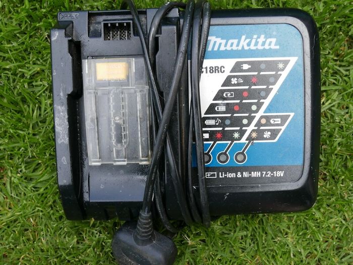 Makita 4 Piece 18v Power Tool Kit (everything works fine)