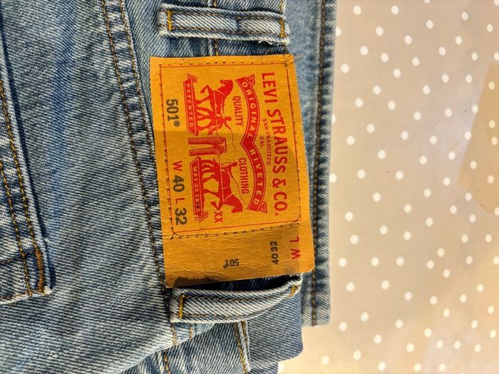 levis