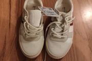 Boys shoes