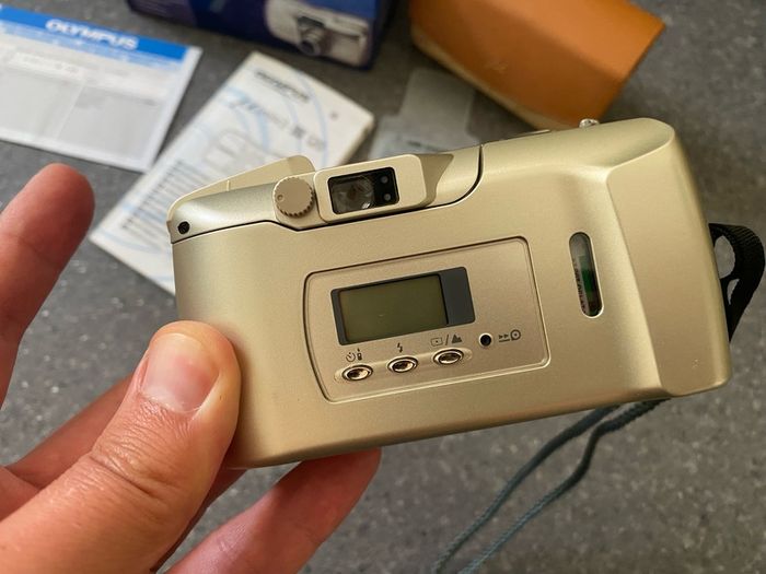 READ! Olympus MJU-III 120 Compact Point & Shoot Film Camera 38-120mm Lens