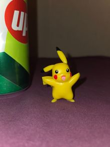 Pokemon Pikachu Figure