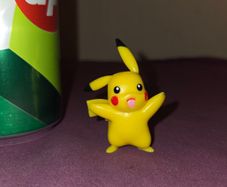 Pokemon Pikachu Figure