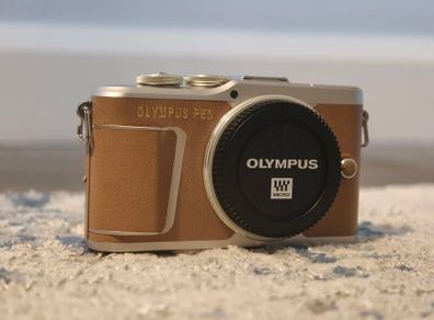 Olympus Pen-EPL9 BODY ONLY - Street Photography/vlogging camera