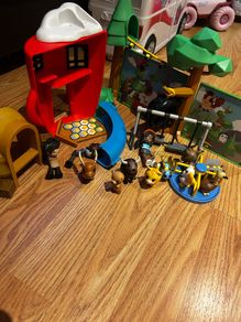 Adopt me Roblox play set