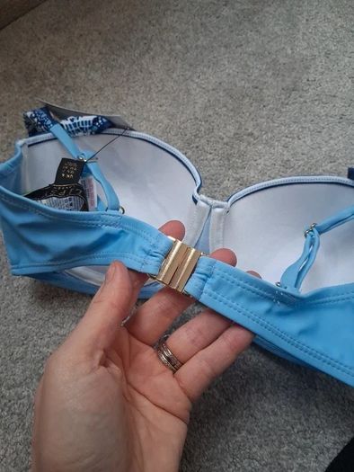 Brand New Lipsy UK6 Underwired Bikini top
