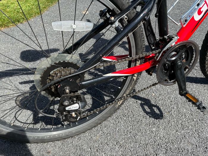 Giant XTC 24 Mountain Bike in Great Condition
