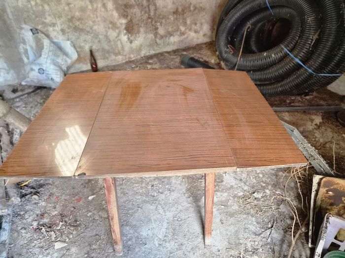 vintage drop leaf table