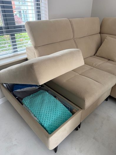Sofabed and pouffe 266cm x 212cm