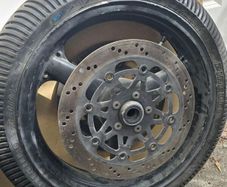 Kawasaki ZXR400 Wets on Wheels