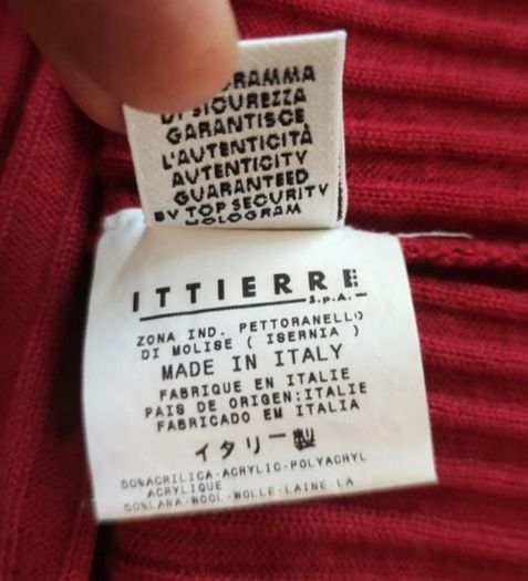 Dolce and Gabbana Jumper size L