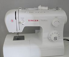 Singer Tradition 2282 - Sewing machine