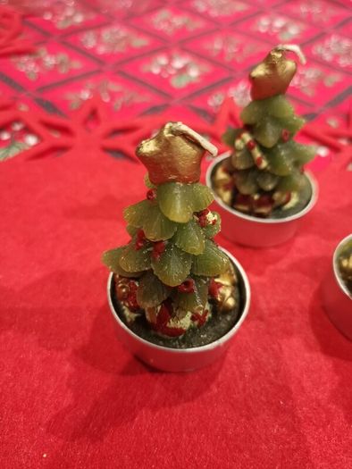 Christmas tree tealights. X 6