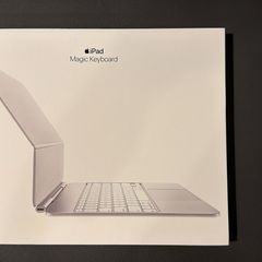 iPad Pro 13-inch (MAGIC KEYBOARD) British English WHITE Brand New Sealed 1 Year Warranty