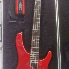 1994 Washburn XB-200 Bantam Bass (Mint Condition, 3-Knob Variant) + Fender Hard Case