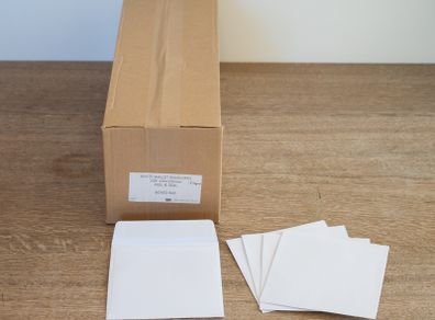Box 600 White Square Envelopes 150x150mm - heavyweight 150gsm