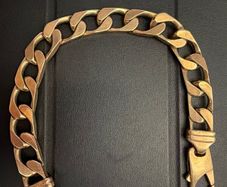 9 ct gold bracelet