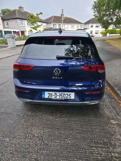 Volkswagen Golf 2021
