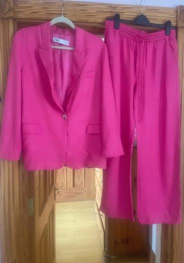 Fab Zara Cerise Pink Blazer & Trousers  Both Size Large UK 12