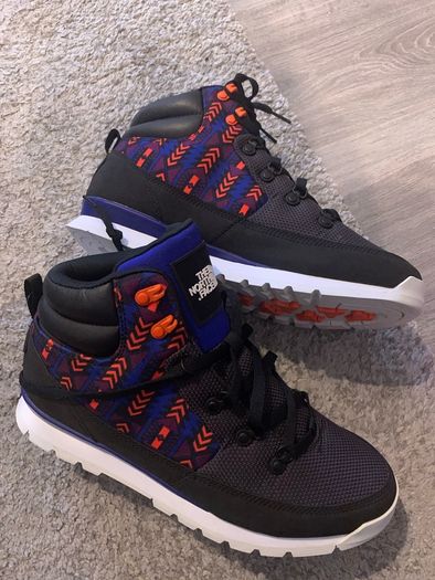 The North face boots new