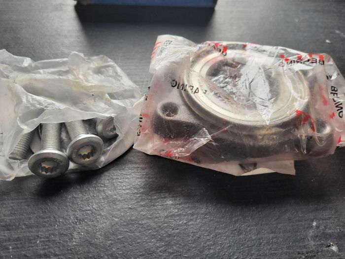 Audi a6 c6 Wheel hub 2004-2011
