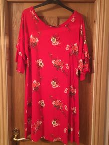 Dress red jersey with floral design & double ruffle sleeve Size 16