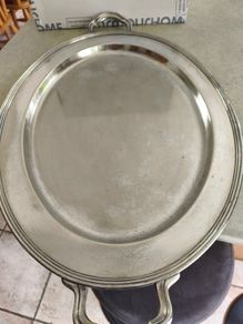 A beautiful heavy oval silver-plated tray WITH 2 HANDLES 51 X 38 CM.