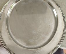 A beautiful heavy oval silver-plated tray WITH 2 HANDLES 51 X 38 CM.