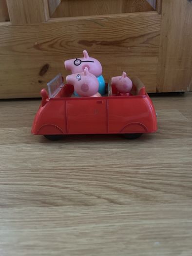 Peppa pig car