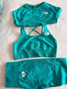3-piece sports outfit