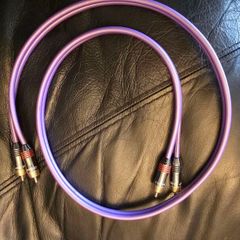 QED Qunex 2 Analogue Interconnect RCA Cable - Pair - Audiophile Grade.
